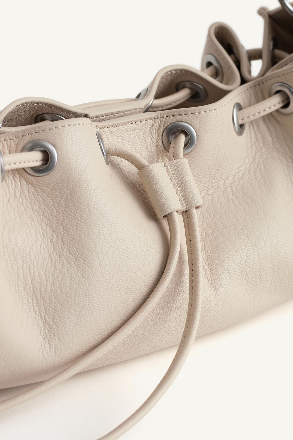 Leather baguette shoulder bag