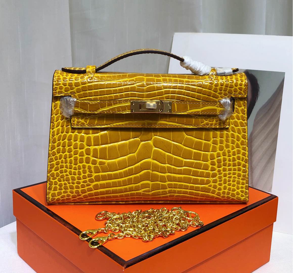 Kelly Pochette Jaune Ambre Shiny Niloticus Crocodile Leather Palladium Hardware Women Clutch Bag
