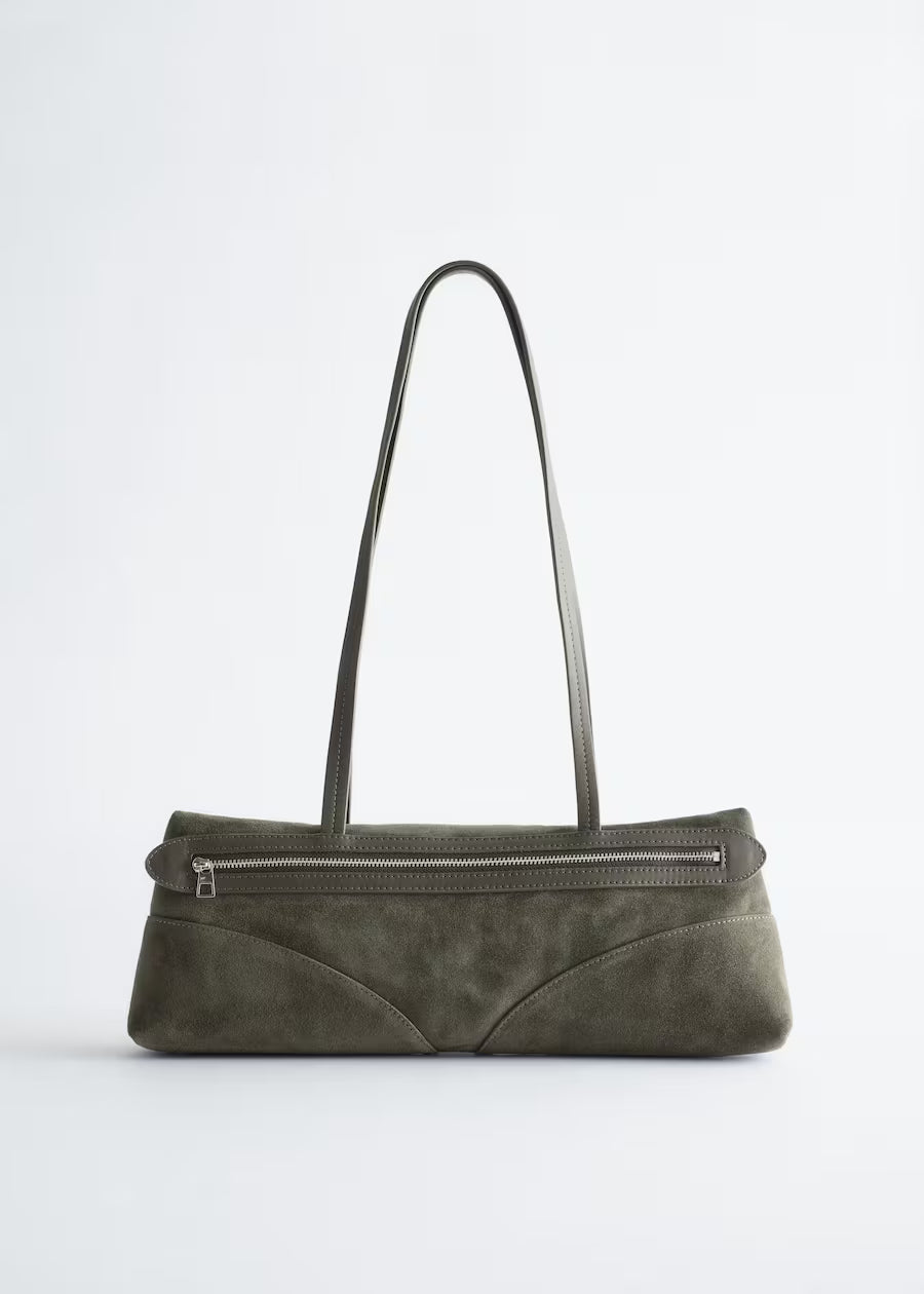 Slim single-shoulder baguette bag