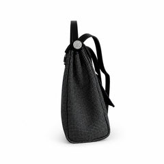Hermers' popular herbag 31cm is designed to be inspired by saddle bags. The body of the bag is made of canvas, and the inseam, shoulder straps and handle are made of leather. The appearance is very si