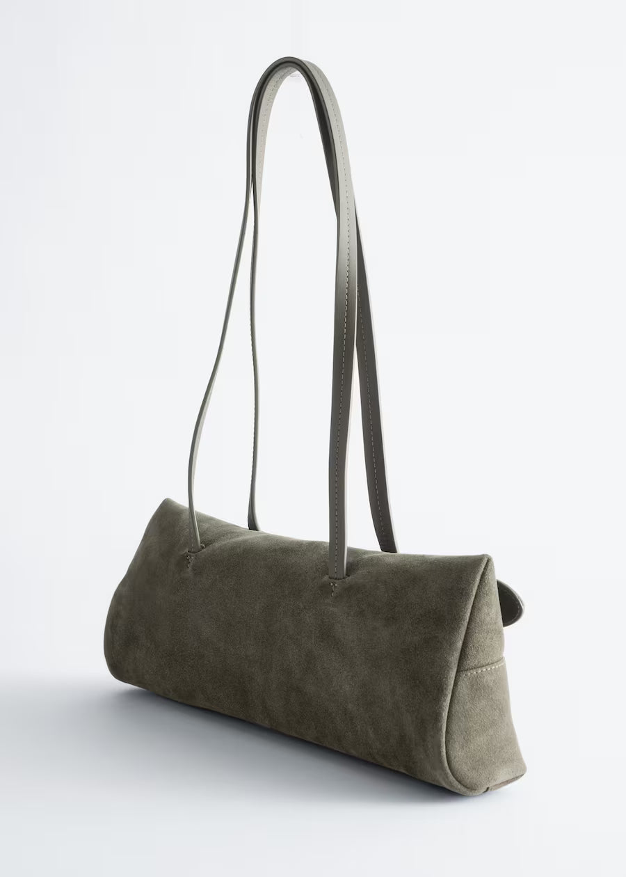 Slim single-shoulder baguette bag