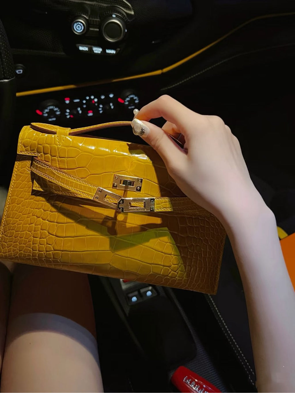 Kelly Pochette Jaune Ambre Shiny Niloticus Crocodile Leather Palladium Hardware Women Clutch Bag