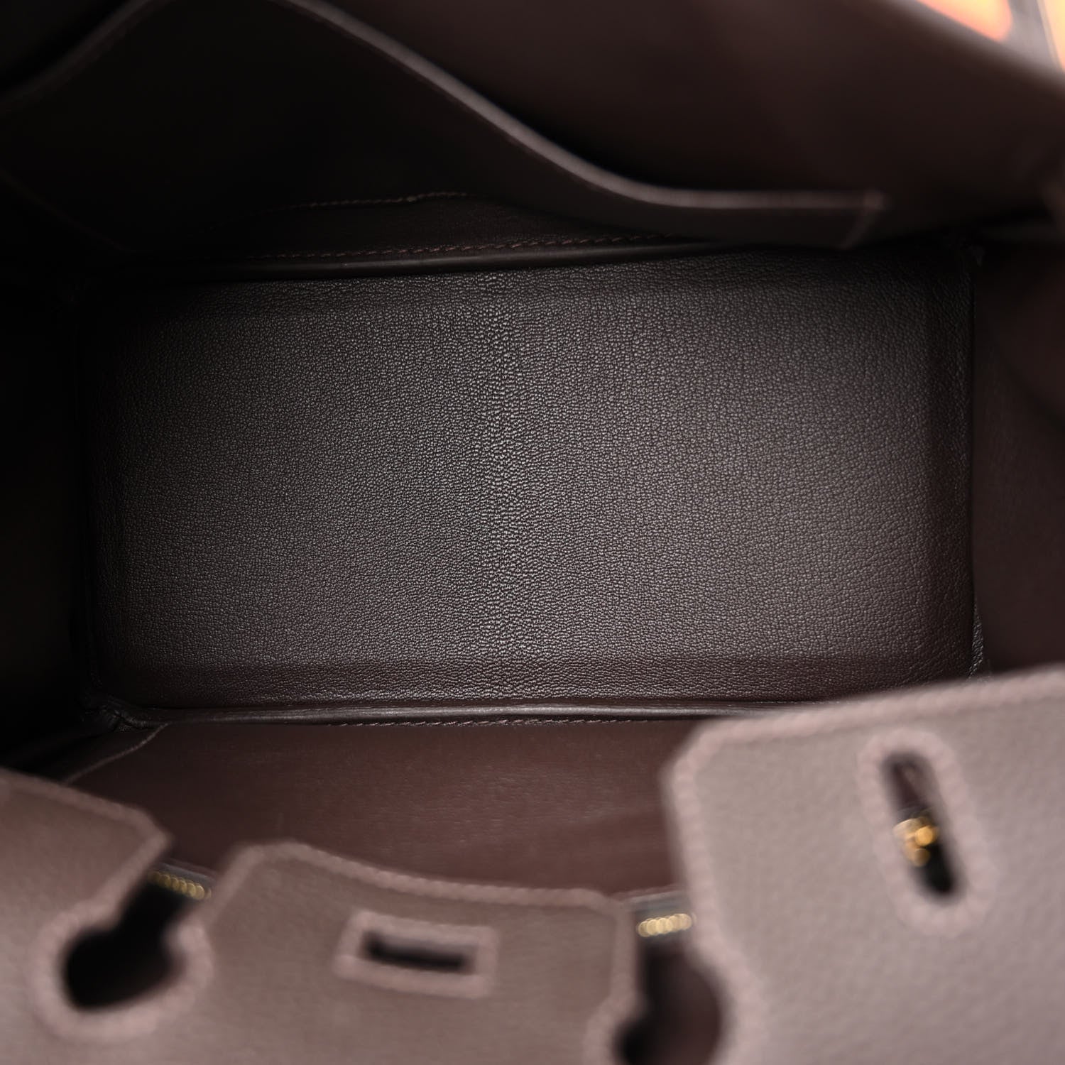 👜Birkin 25 Togo handbag is made of extremely soft calfskin