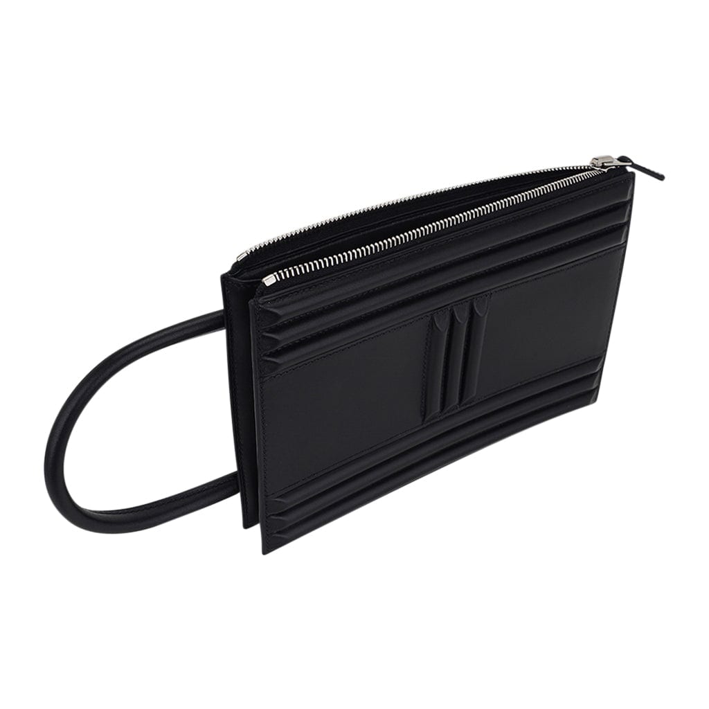 👜Limited Edition Cadena Bag Black Tadelakt Leather