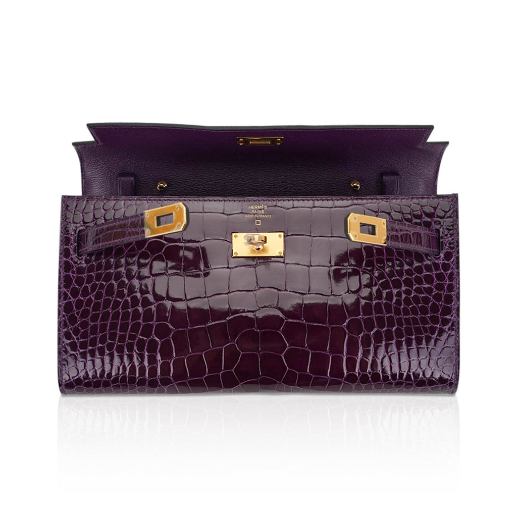 👜Kelly Classique To Go Wallet Cassis Alligator with Gold Hardware