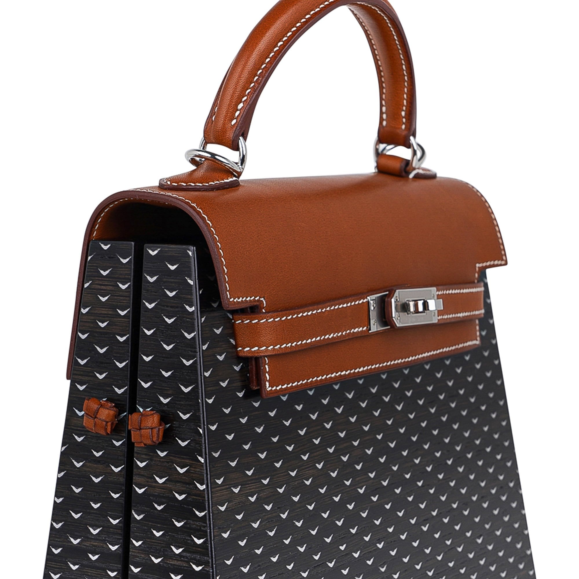 👜Limited Edition Kellywood 22 Bag Oak Bog, Barenia Leather, & Aluminum Inlay with Palladium Hardware