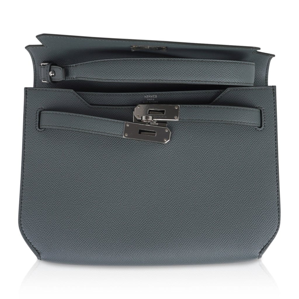 👜Kelly Depeches 25 Pouch Vert Amande Epsom Palladium Hardware New