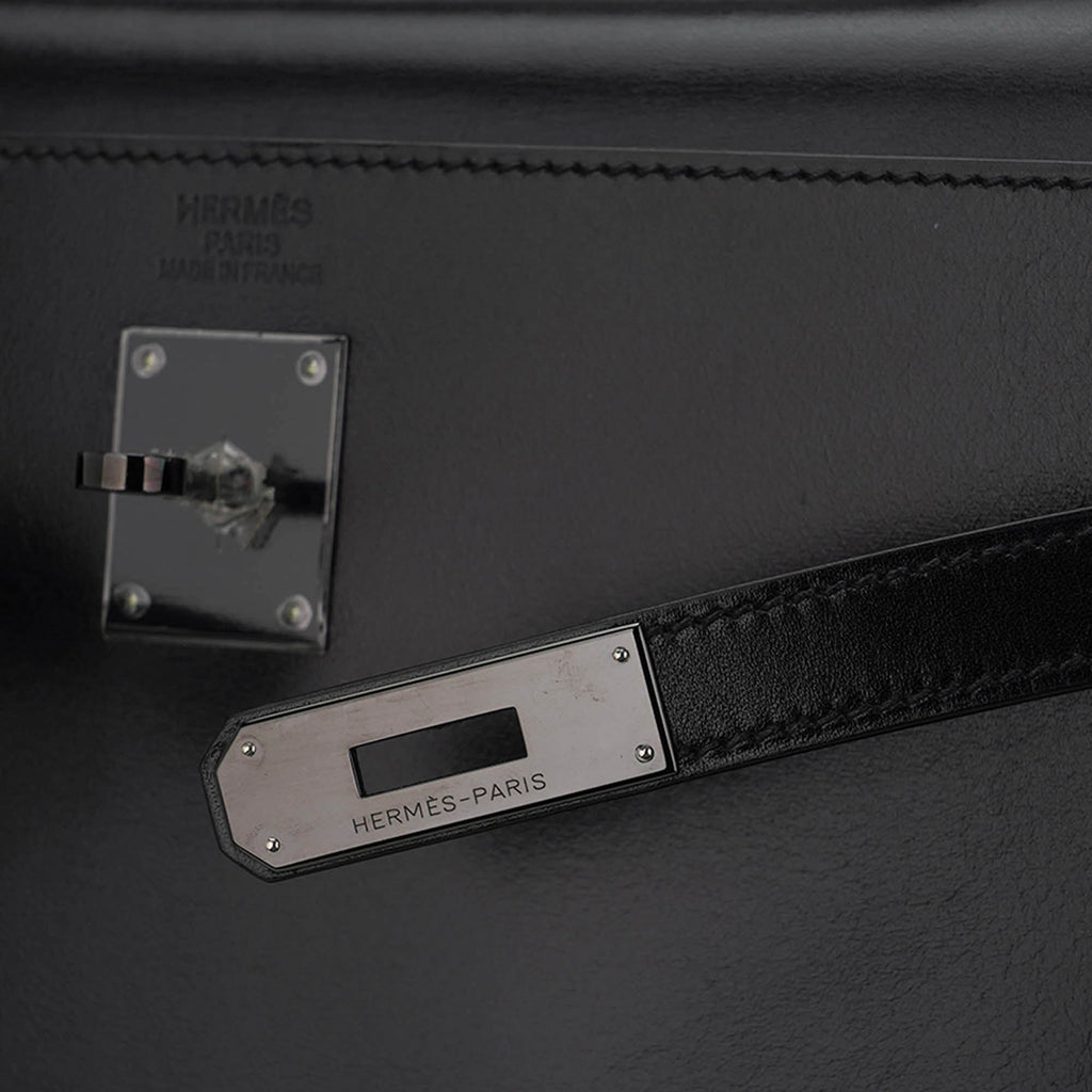 👜Limited Edition Kelly 32 Bag So Black Box Leather
