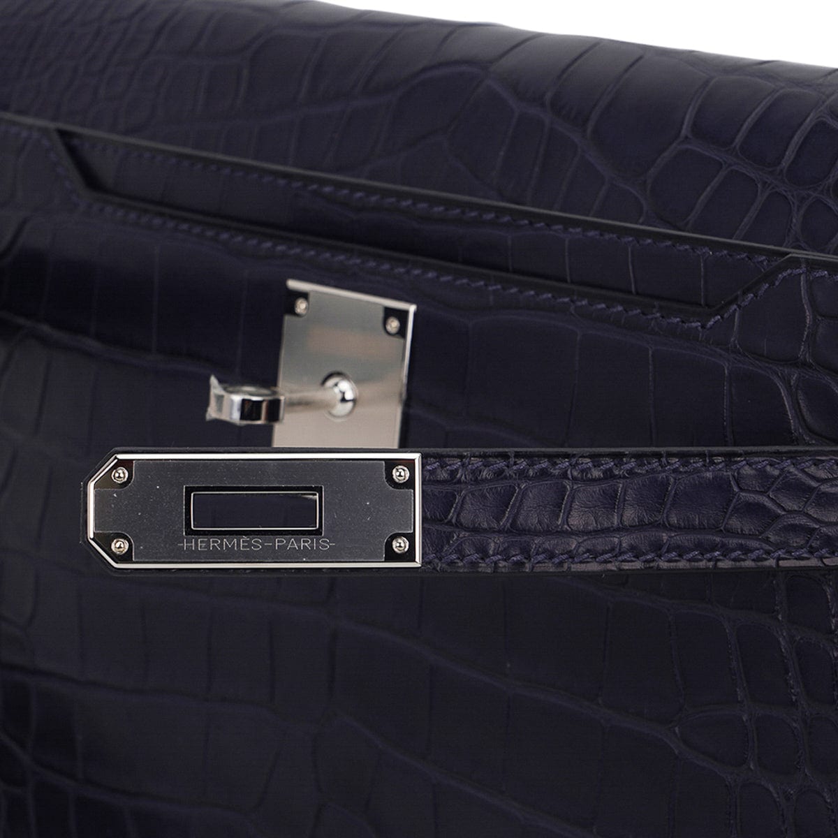 👜Kelly Depeches 25 Pouch Blue Indigo Matte Alligator with Palladium Hardware