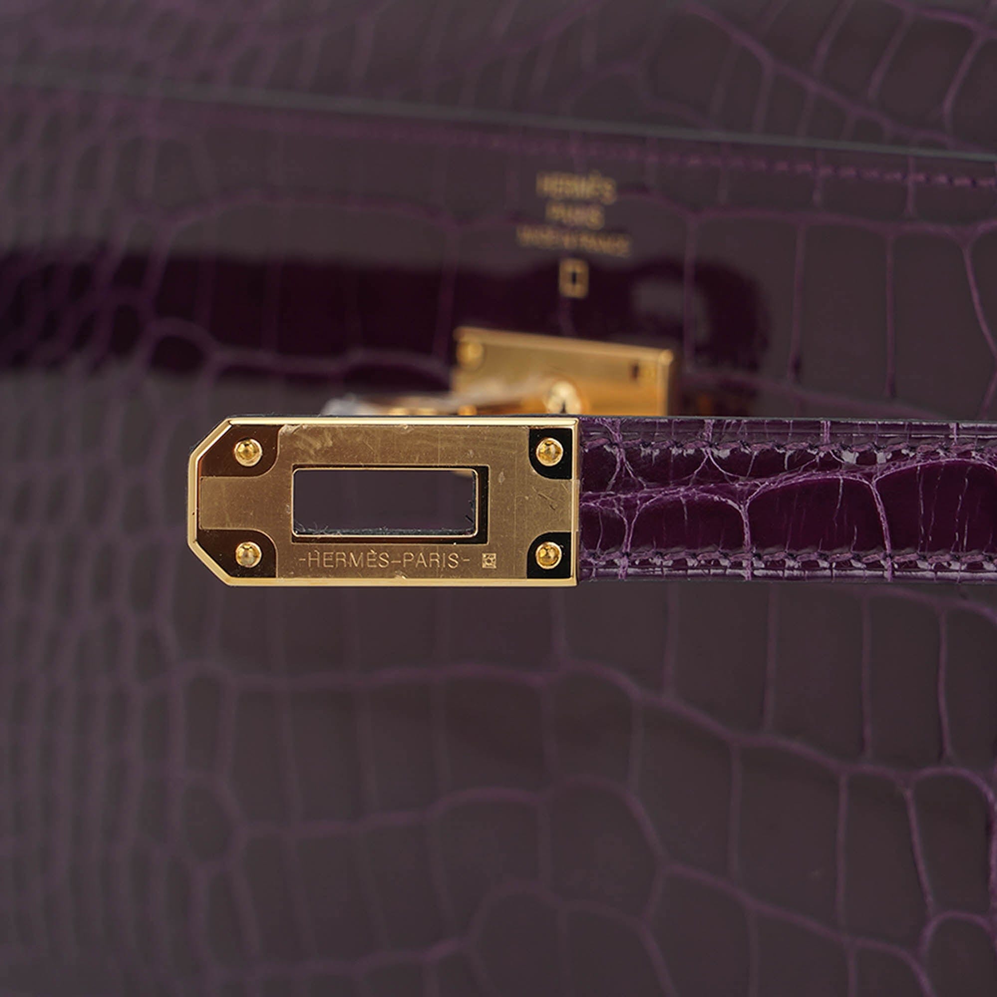👜Kelly Classique To Go Wallet Cassis Alligator with Gold Hardware