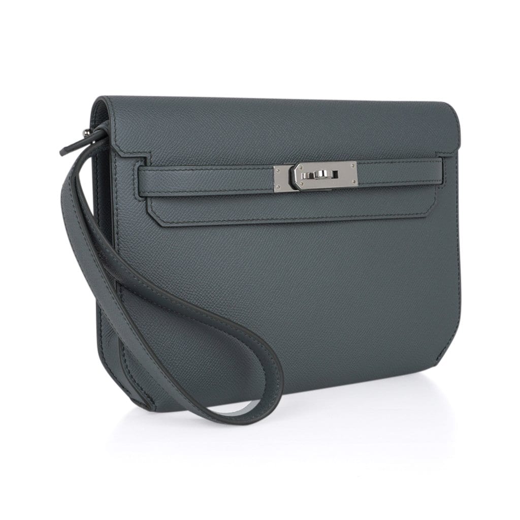 👜Kelly Depeches 25 Pouch Vert Amande Epsom Palladium Hardware New